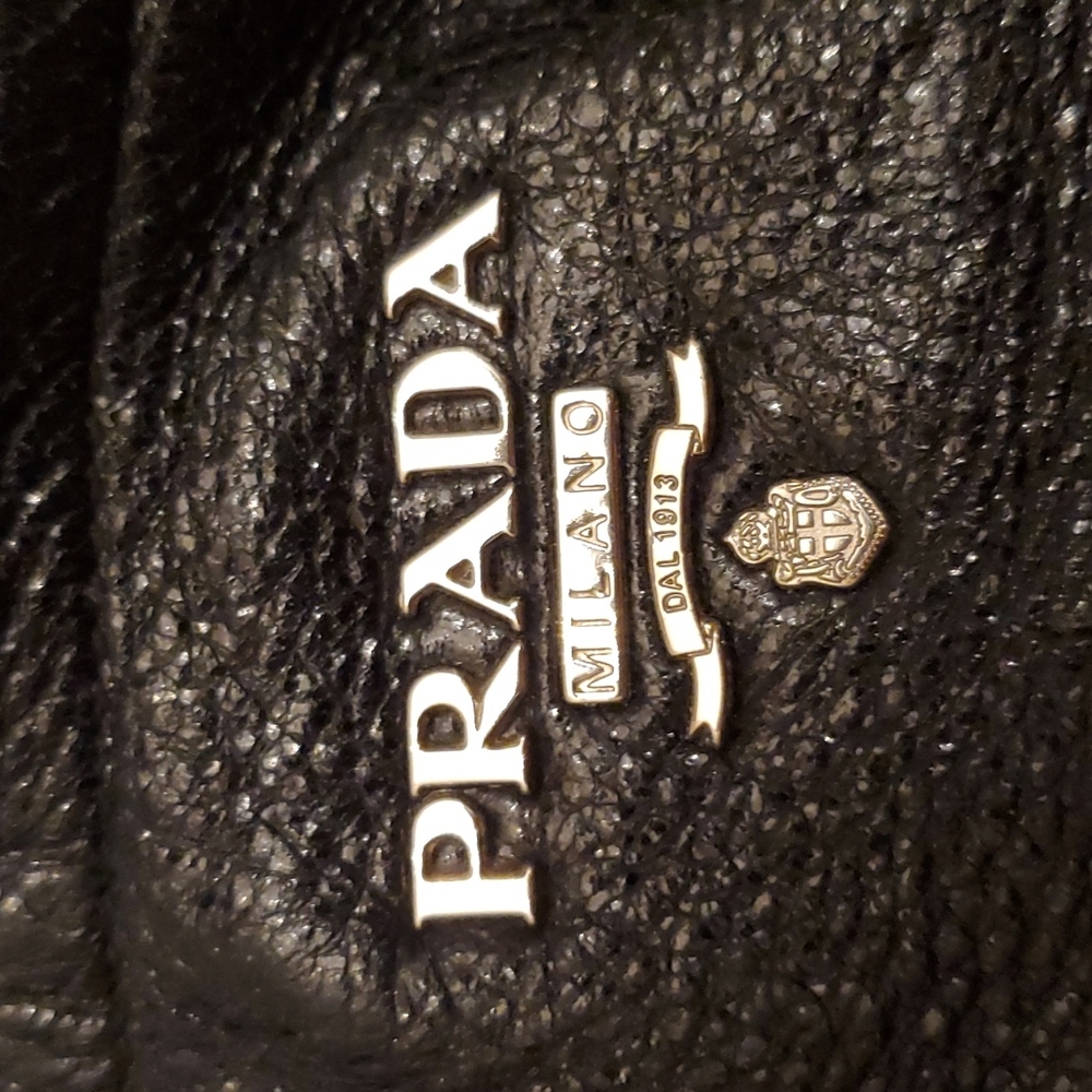 Authentic Prada Sacca Bag in Cervo Lux Nero - Picture 2 of 13